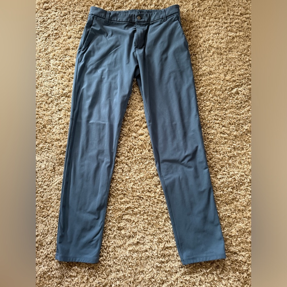 lululemon ABC pant classic. 33W 34L